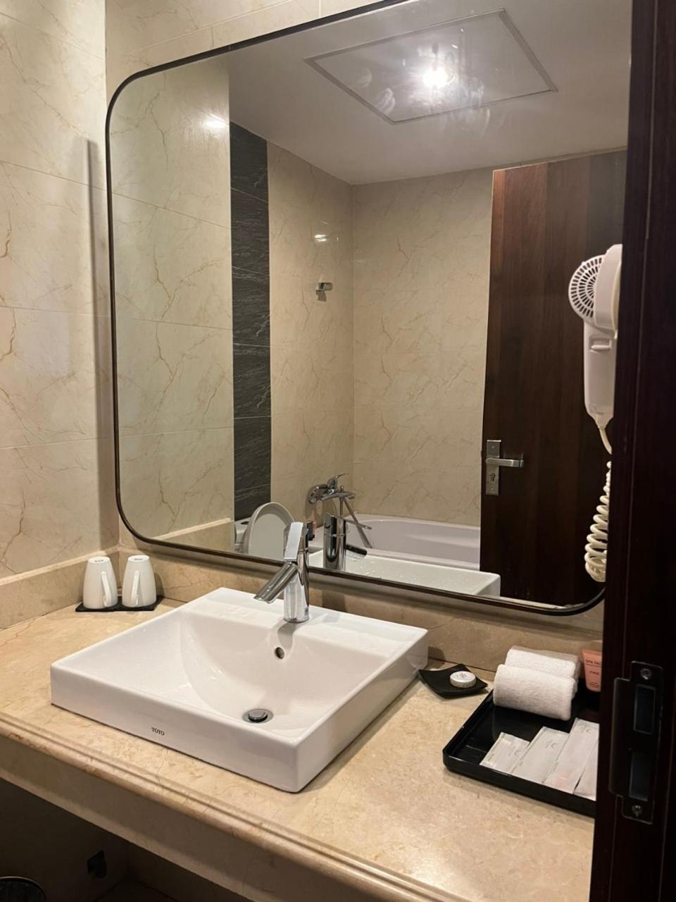 Muong Thanh Vinh Hotel Zewnętrze zdjęcie